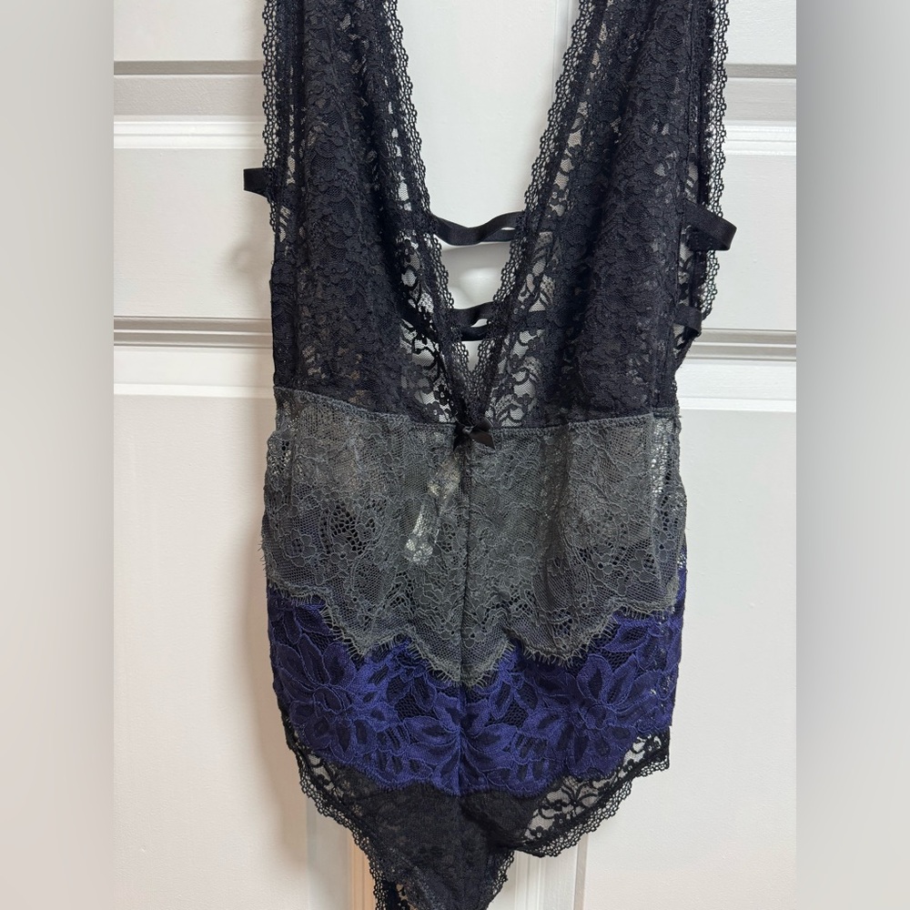 Free People Intimately Black and Blue Lace Bodysuit - Picture 5 of 11